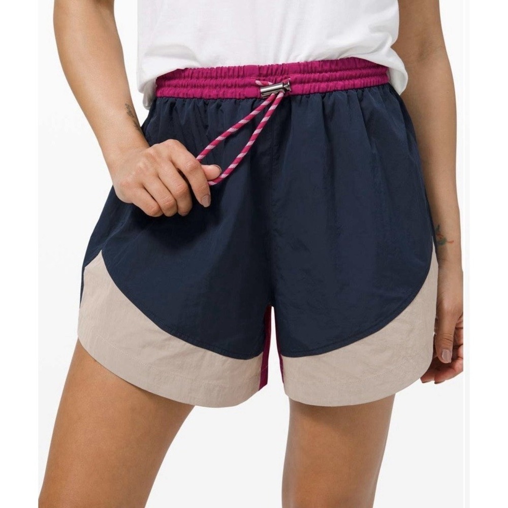 Lululemon Evergreen Shorts Size 6 Colorblock Glyde Water-Repellent Trail Hiking
